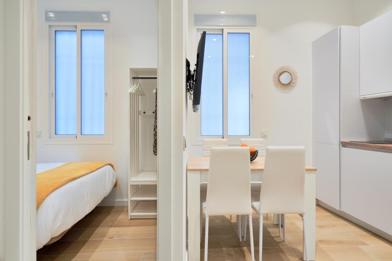 Апартаменты Apartamento Centro Historico Малага Экстерьер фото